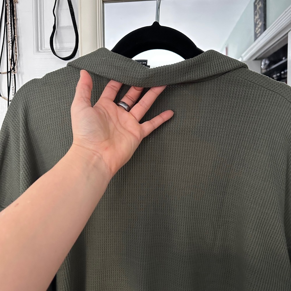 SHEIN Waffle Knit Collared Long Sleeve Button Up Top Olive Green Size Medium - Picture 7 of 11